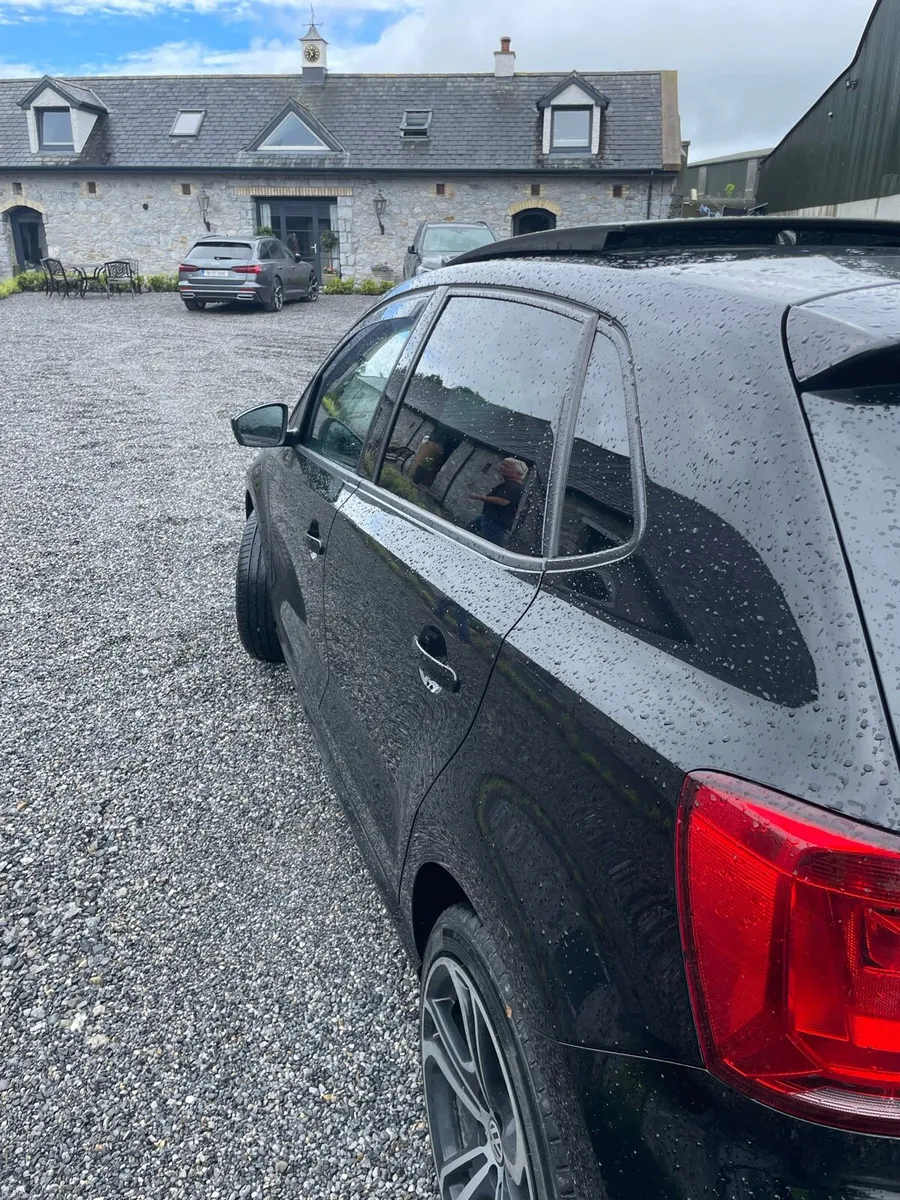 162 Volkswagen Polo - Image 6