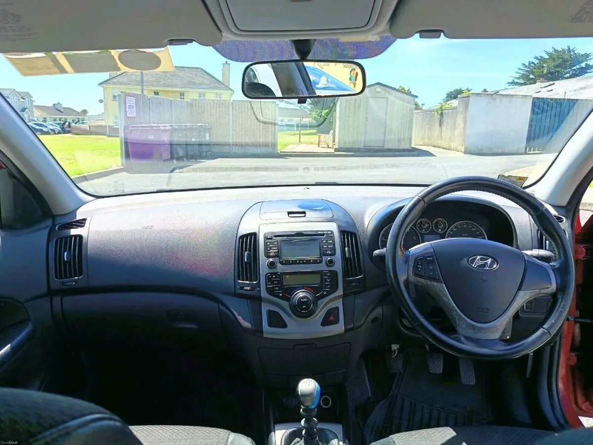 Car - Image 6