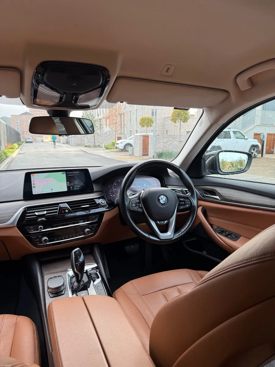 BMW 530E 2018 - Image 4