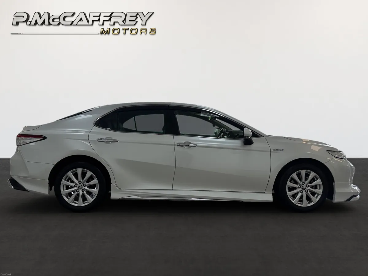 2020 Toyota Camry 2.5 Self Charging Hybrid - Image 4