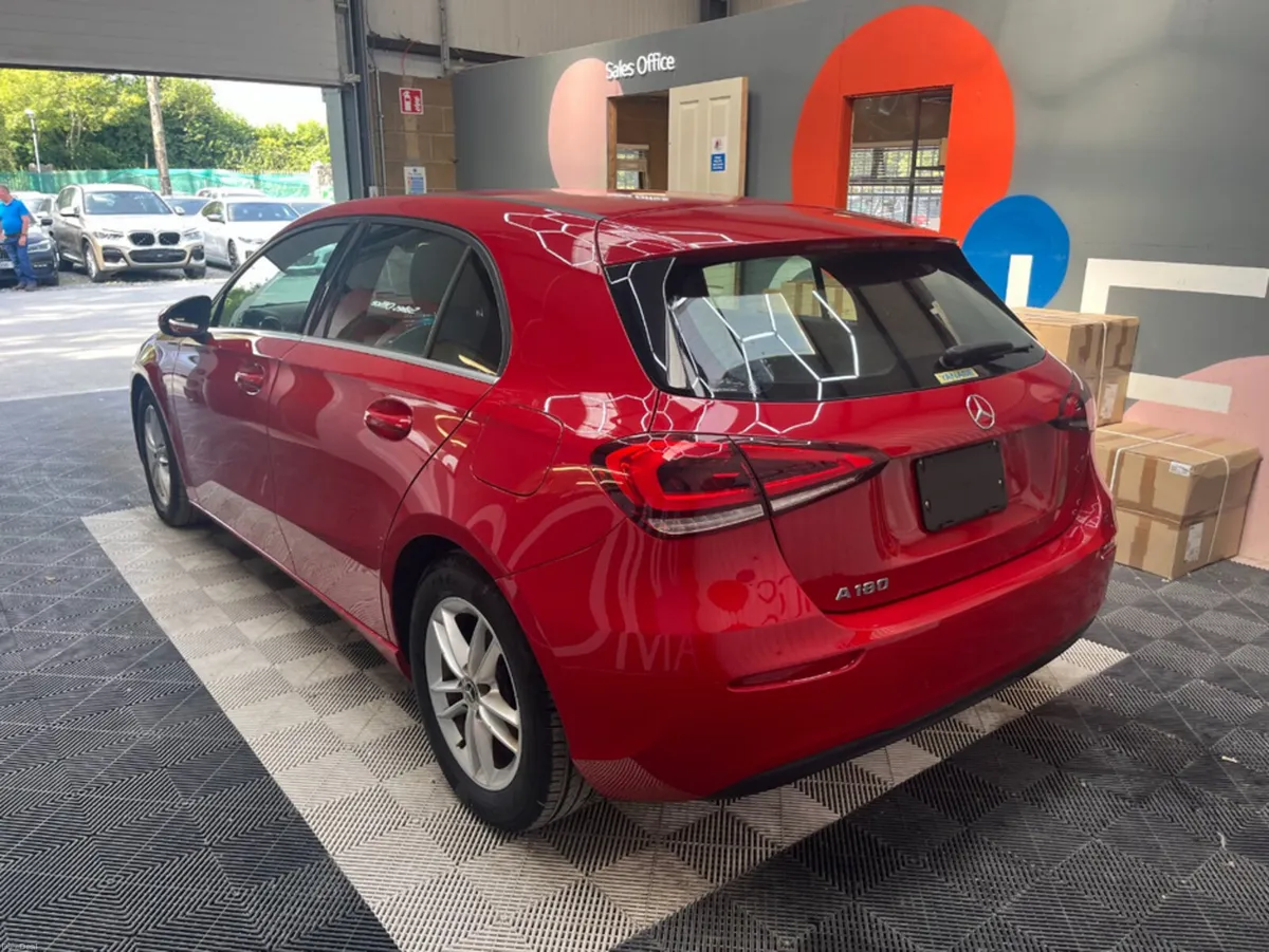 Mercedes-Benz A-Class 2019 MERCEDES-BENZ A180 RADA - Image 4