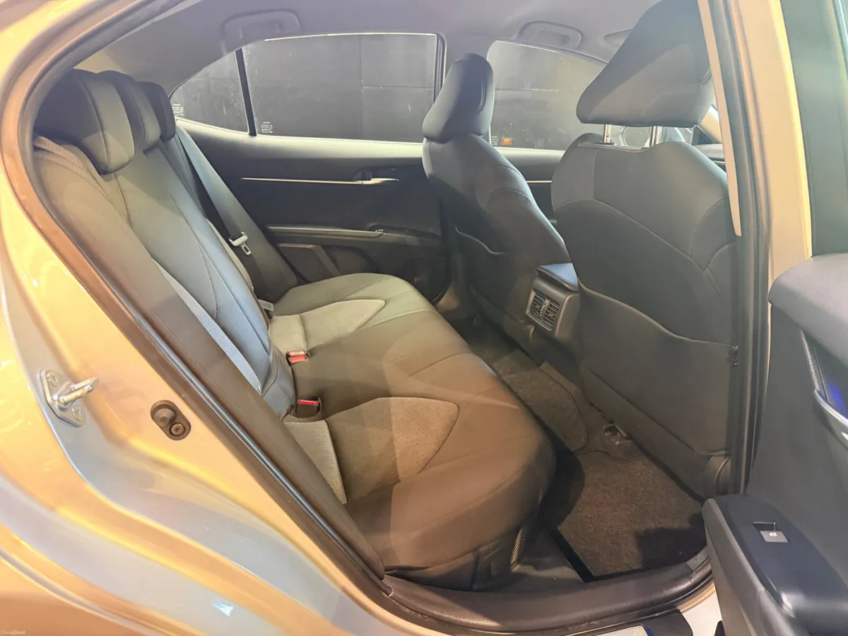 Toyota Camry 2020 - Image 5