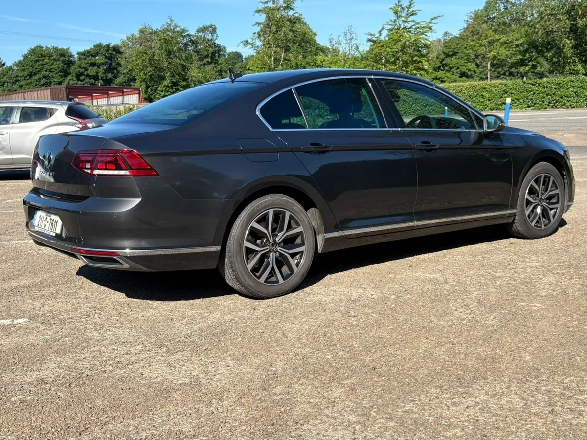 Volkswagen Passat elegance 2.0 TDI 150 bhp - Image 3