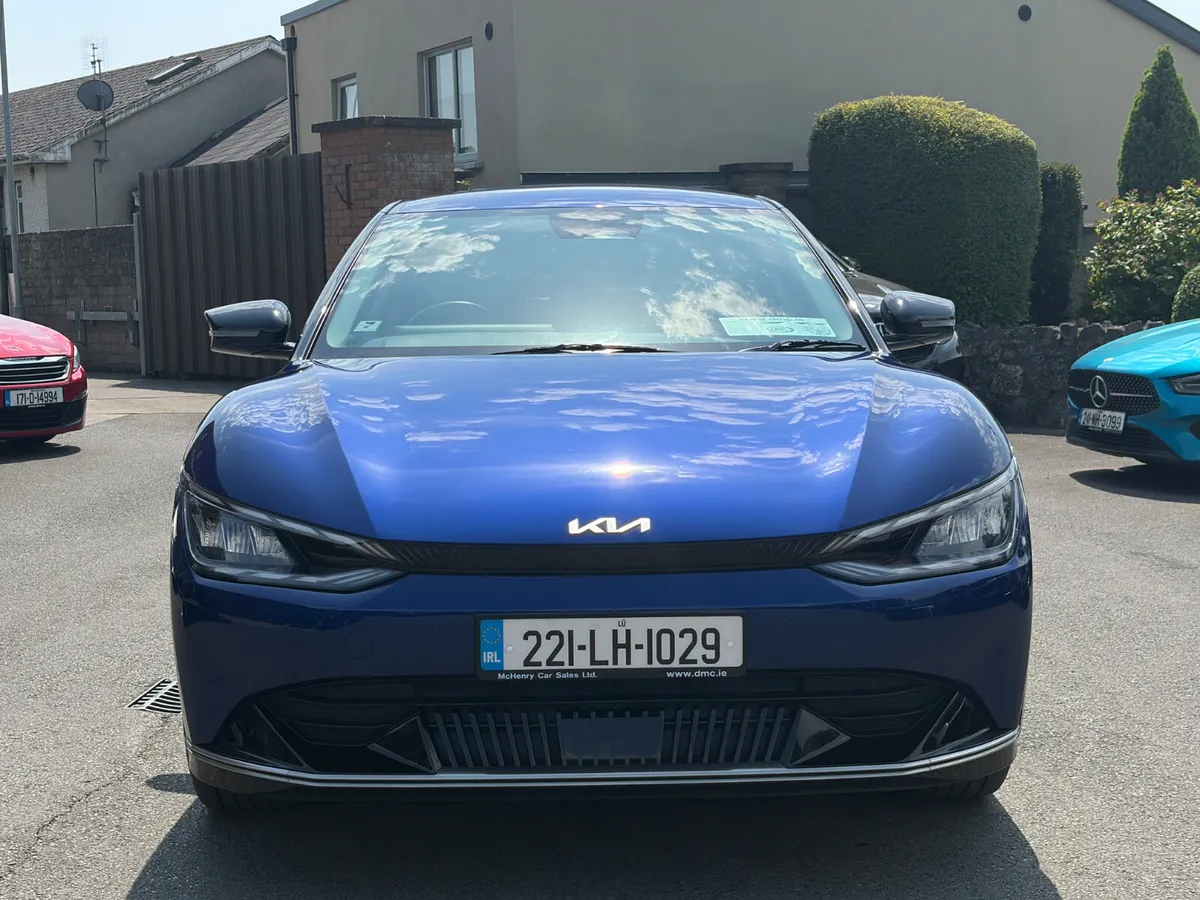 221 Kia EV6 Earth *Great Spec* - Image 2