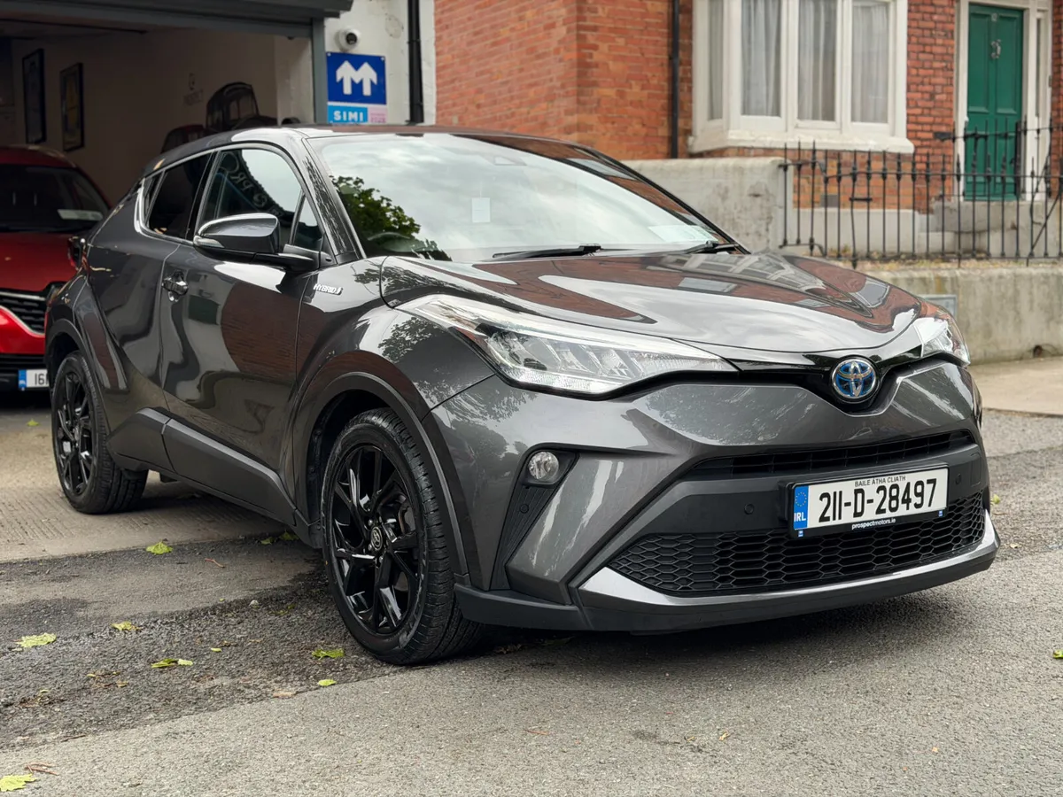2021 Toyota C-HR, Hybrid Sport, New Nct 2028, SIMI - Image 3