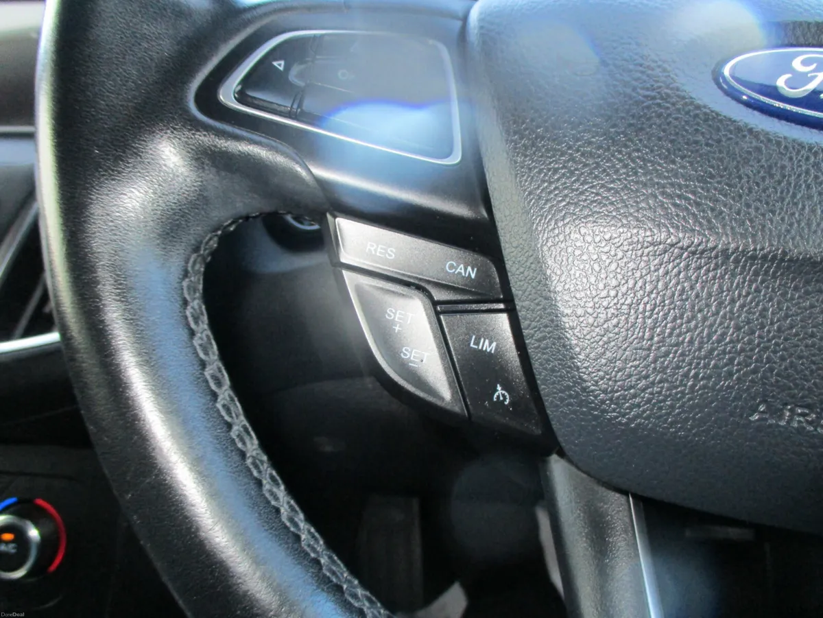 Ford Focus 2018 1,5 TDCI TITIANUM - Image 3