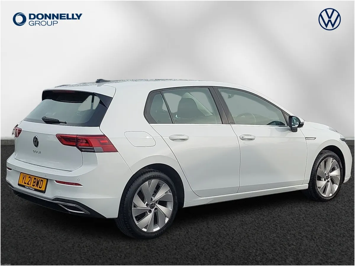 Volkswagen Golf Diesel Hatchback Style - Image 3