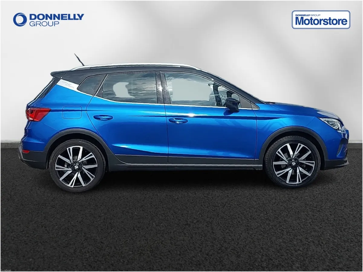 SEAT Arona Hatchback FR Edition - Image 3