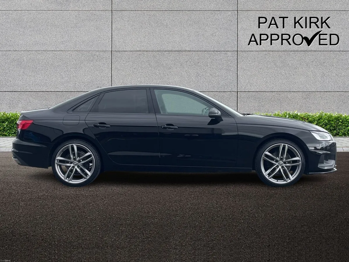 Audi A4 Diesel Saloon Technik - Image 3