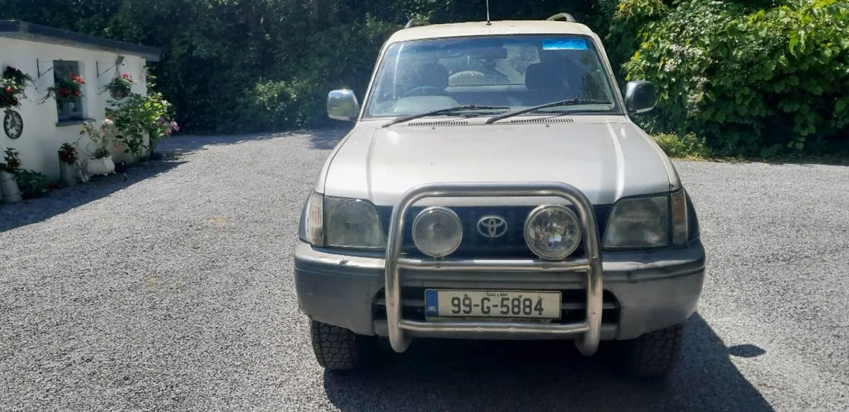Toyota Land Cruiser - Image 1