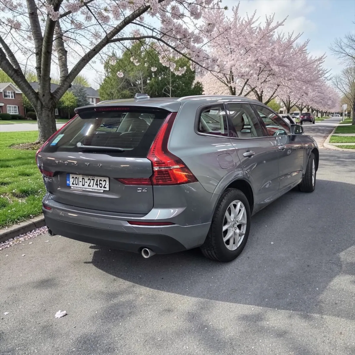 2020 Volvo XC60 D4 (190hp) Momentum Automatic - Image 2