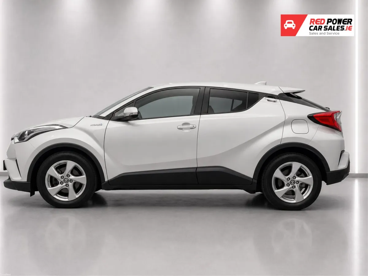2018 Toyota C-HR 1.8 HYBRID LUNA//LOW KM - Image 4