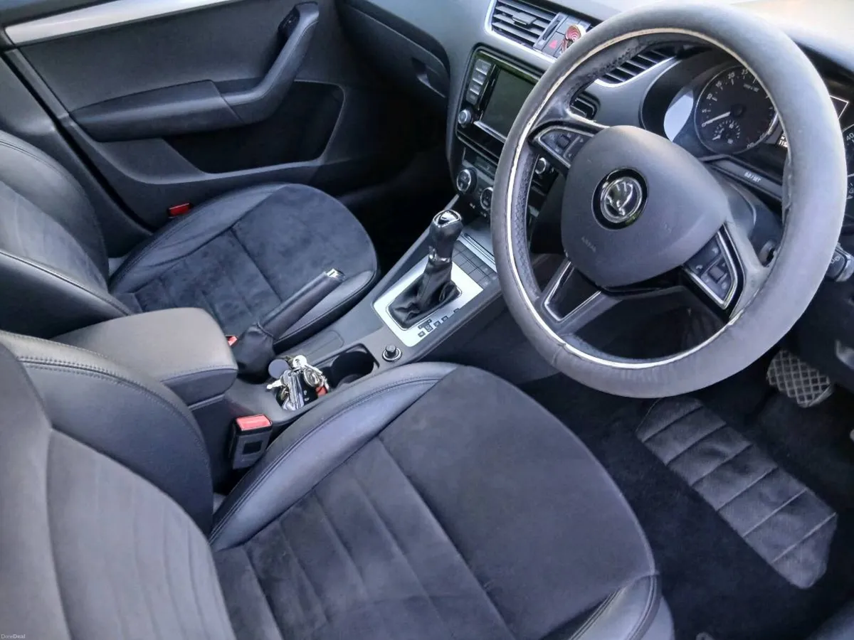 2017 Skoda Automatic 1.6TDI Diesel - Image 5