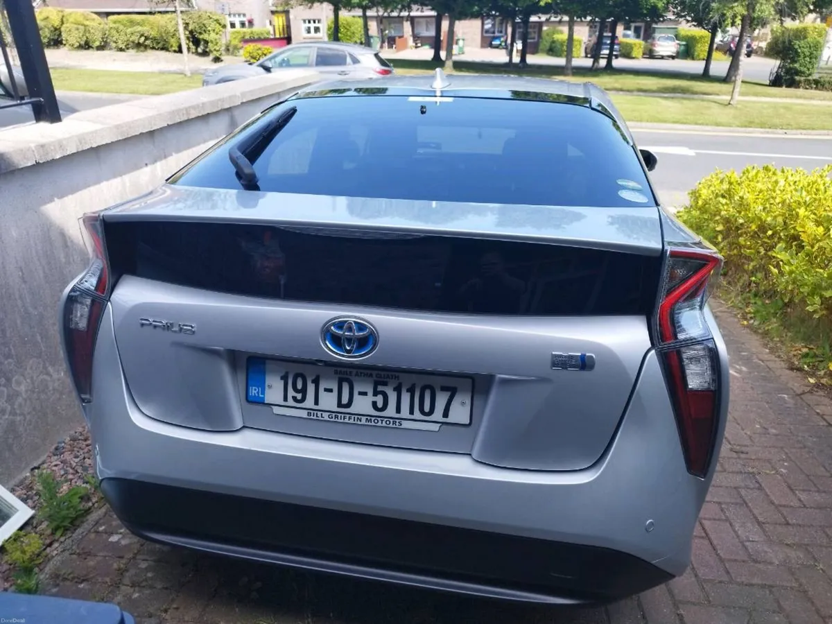 2019 Toyota Prius 1.8 Hybrid for sale - Image 3