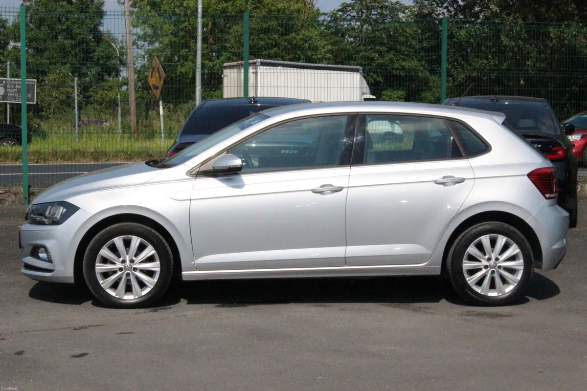 Volkswagen Polo 2019 ONLY 18836 KMS - Image 4