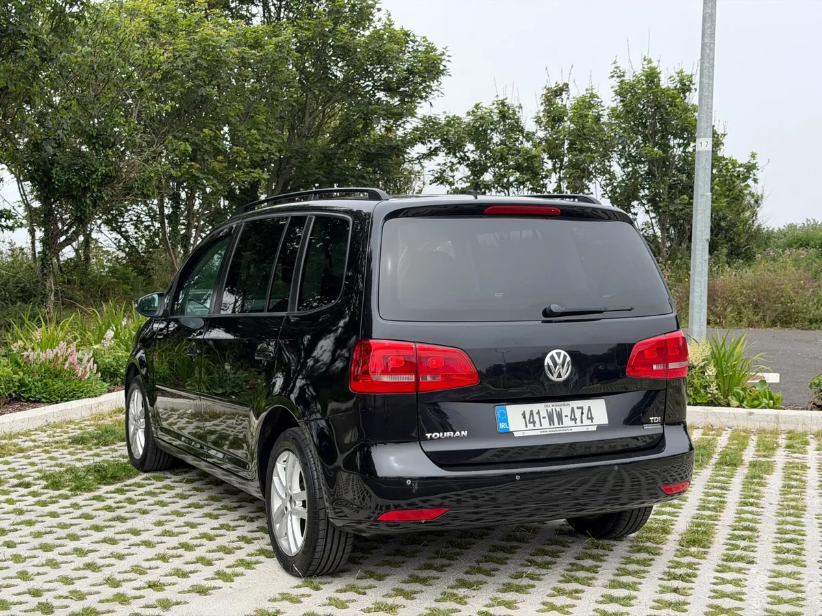 Volkswagen Touran 2014 1.6 TDI BlueMotion - Image 4