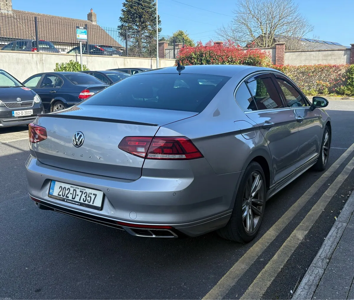 Volkswagen Passat 2.0TDI 150bhp R-Line - Image 4