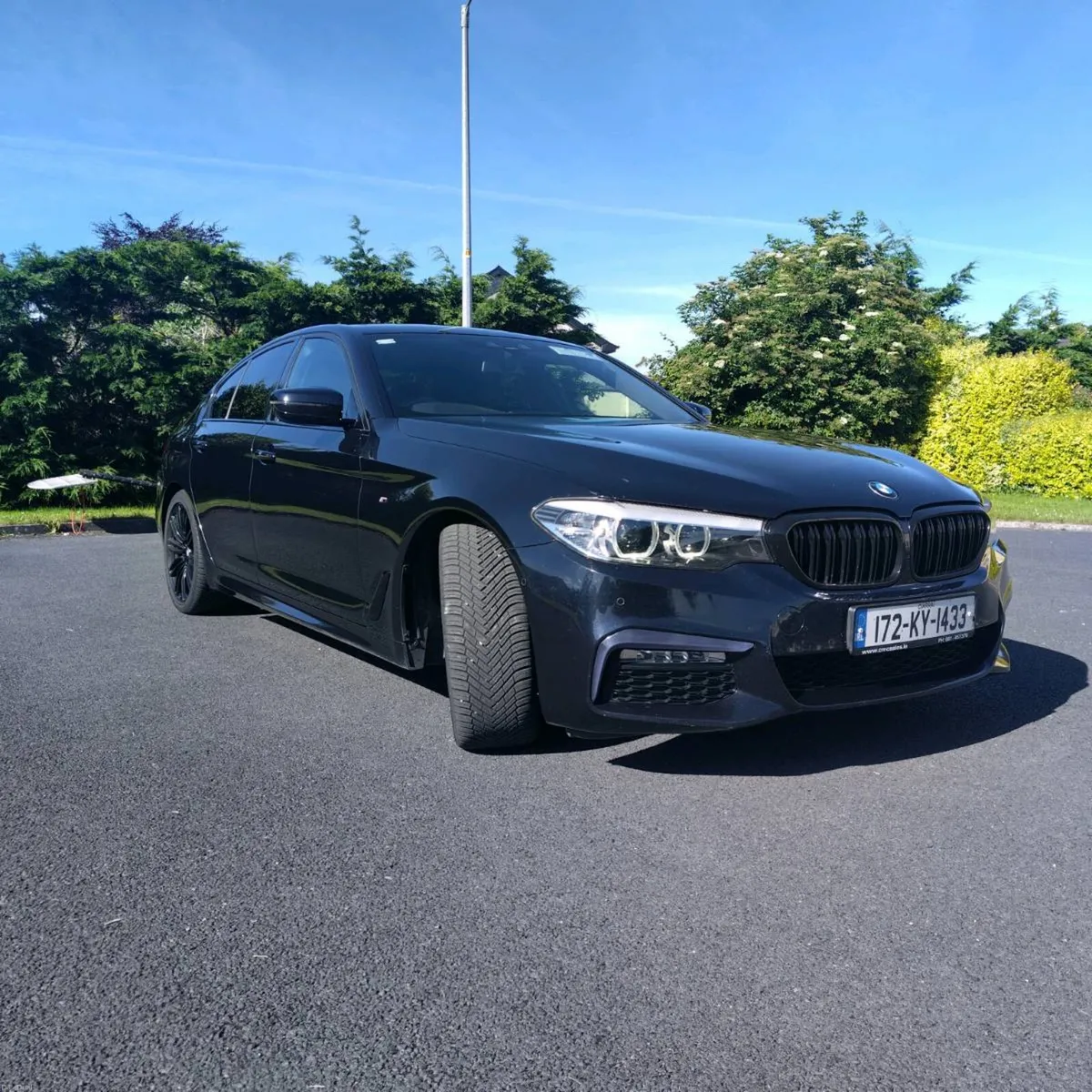 Carbon Black BMW 520D M Sport 190BHP - Image 1