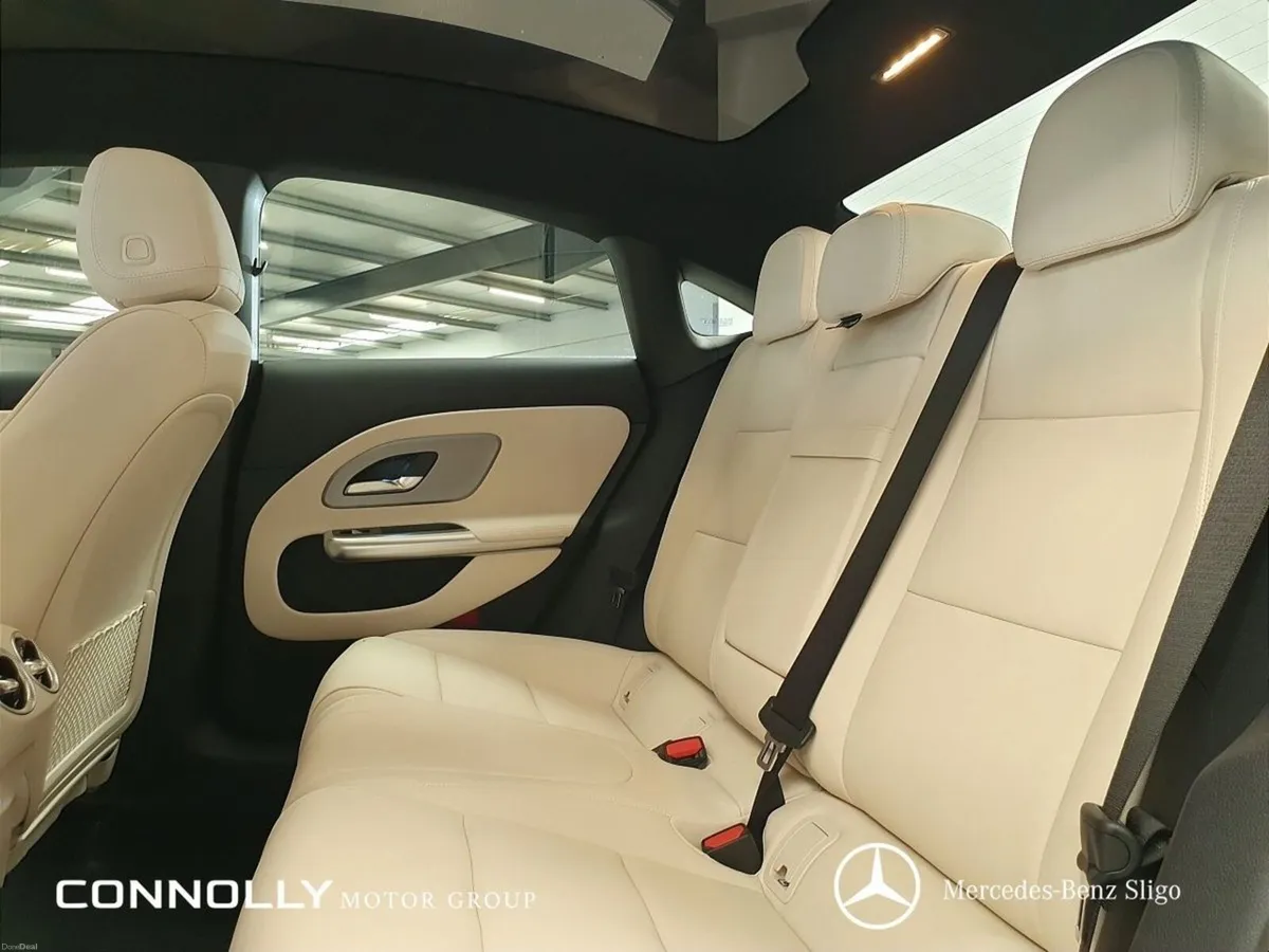 Mercedes-Benz CLA *NEW* CLA 200 Progressive - Image 6
