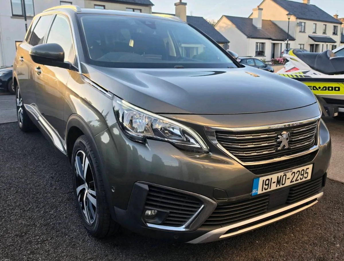Peugeot 5008 7 seaters New Nct - Image 2