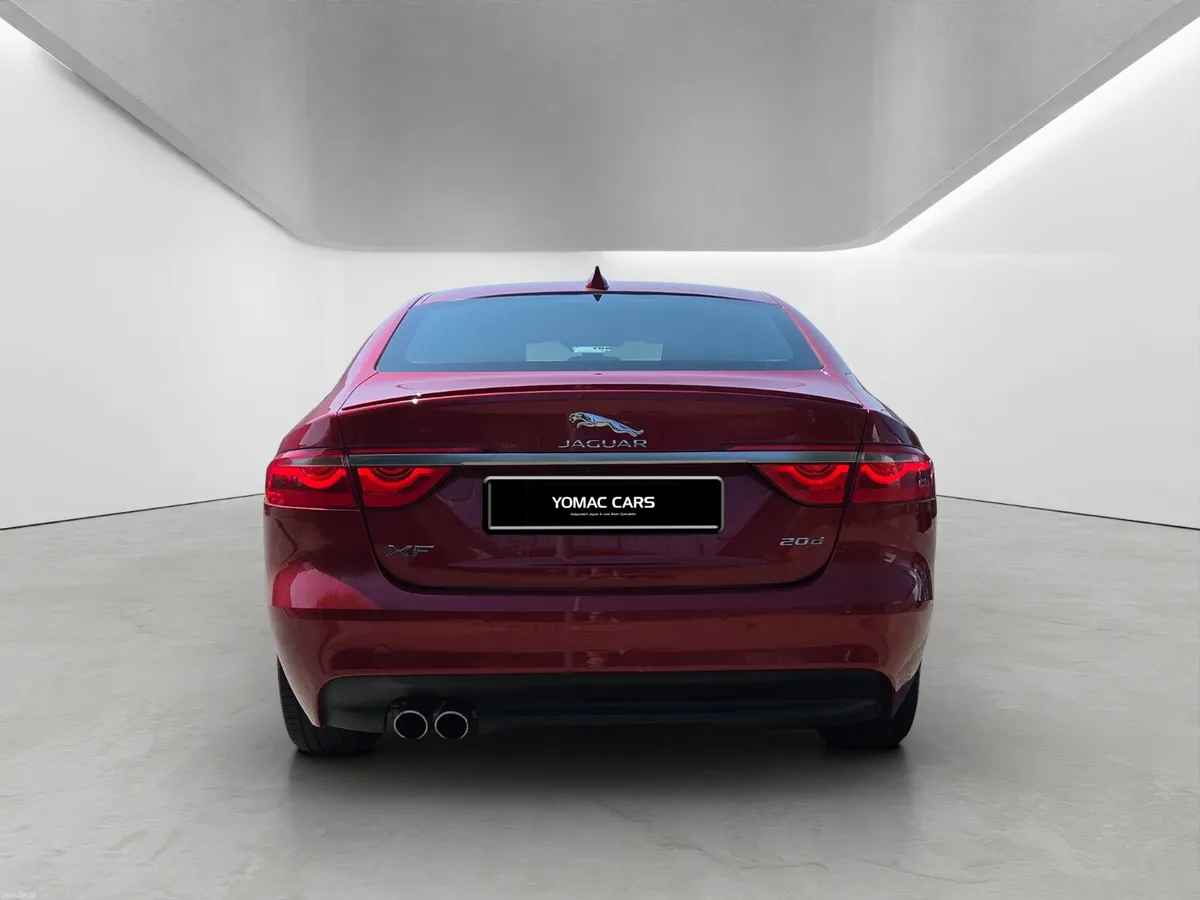 JAGUAR XF R-SPORT 2017 2.0D AUTO - Image 4