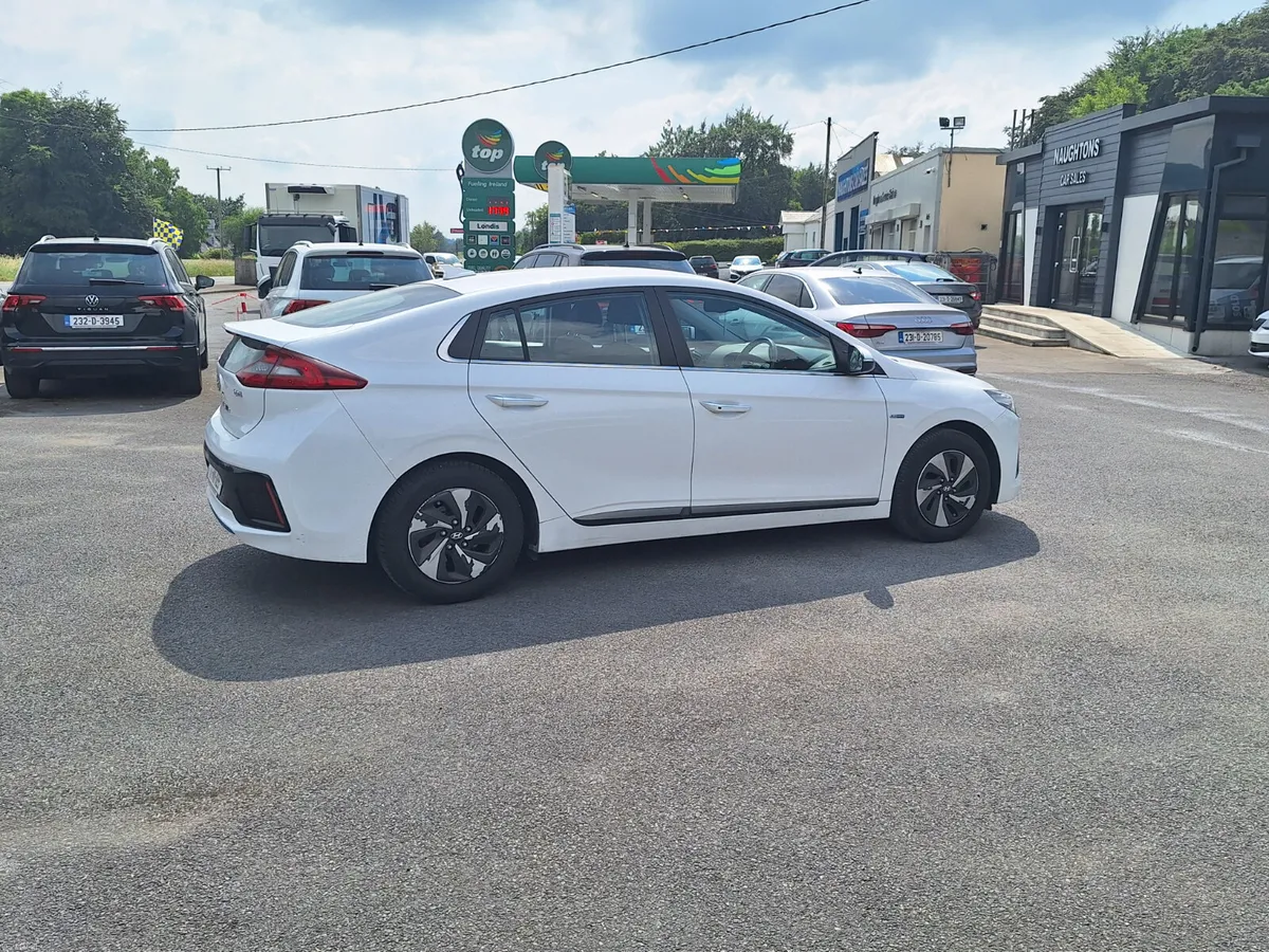 Hyundai IONIQ Hybrid Automatic *High Spec/Heated S - Image 3