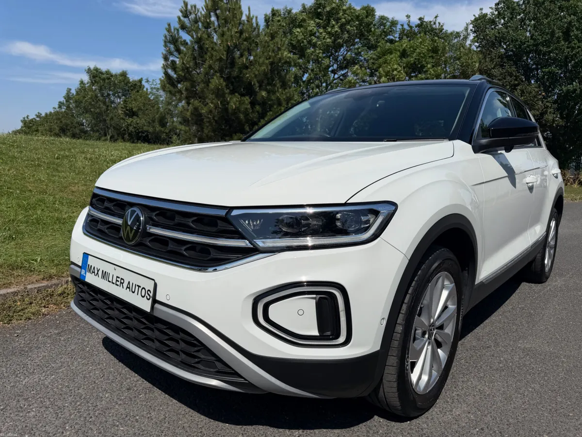 VW T-Roc 1.5 TSI STYLE - Image 3