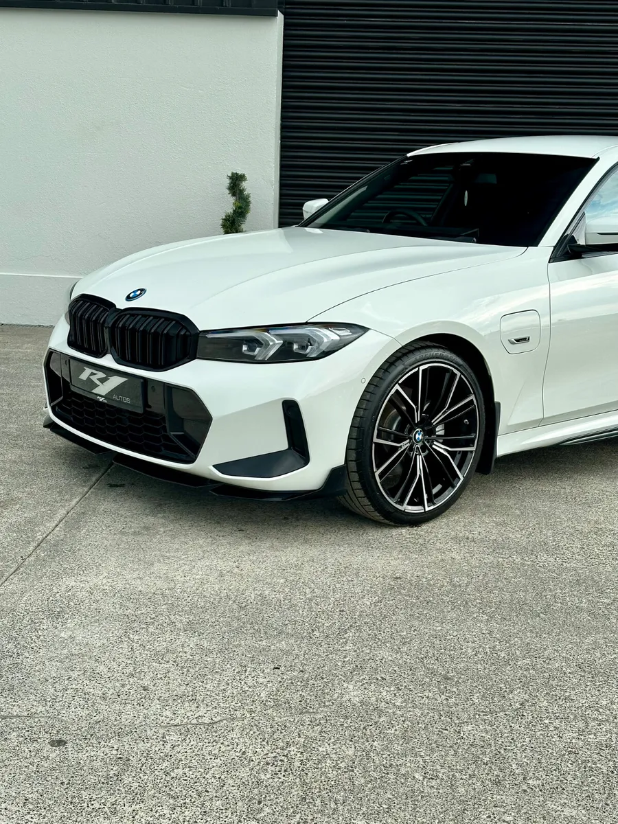232 BMW 330E MSPORT LCI 290BHP MPERFORMANCE - Image 2