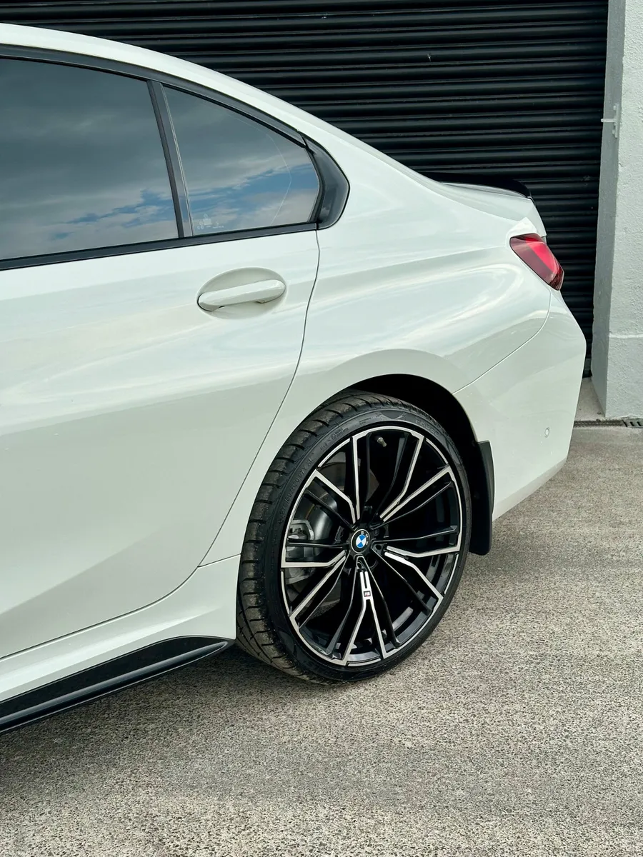 232 BMW 330E MSPORT LCI 290BHP MPERFORMANCE - Image 6