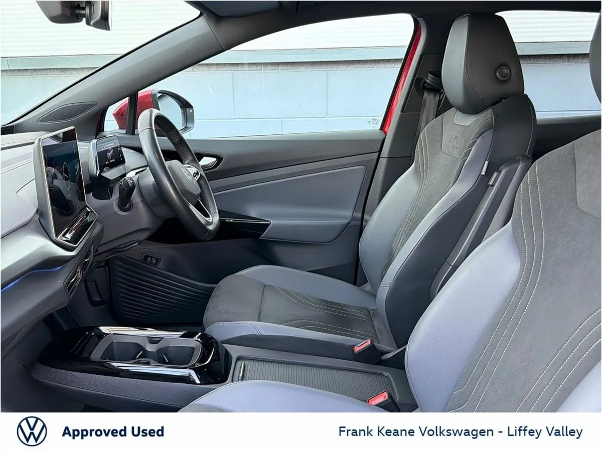 Volkswagen ID.5 77KWH PRO PLUS 286HP *KINGS RED ME - Image 4
