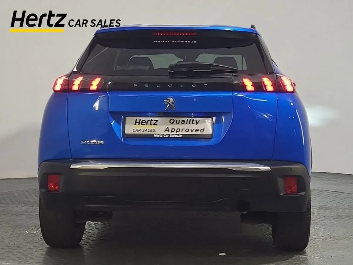 Peugeot 2008 Allure 1.2 Petrol Manual - Image 4