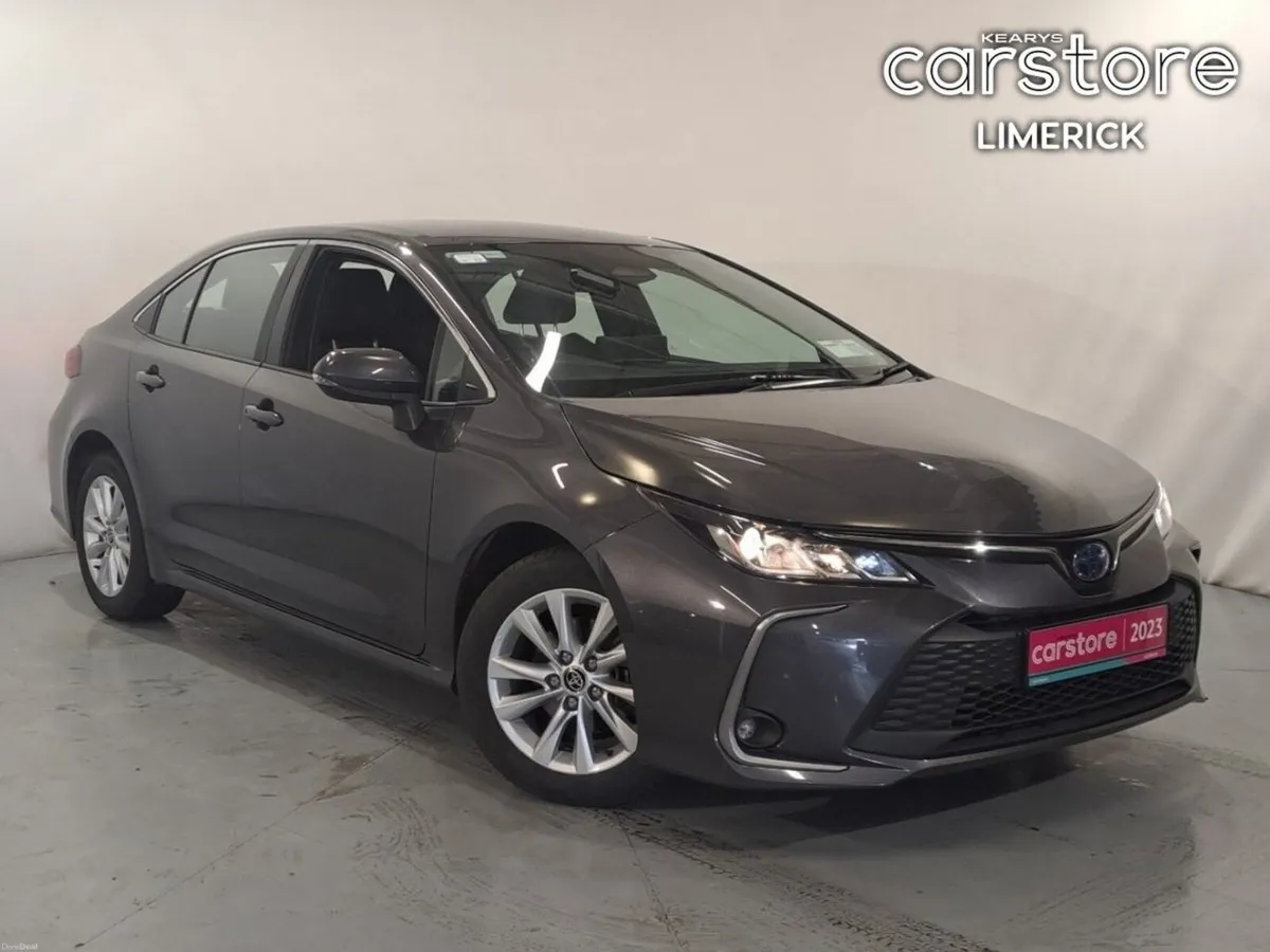 Toyota Corolla 1.8 Hybrid Luna Saloon - Image 1