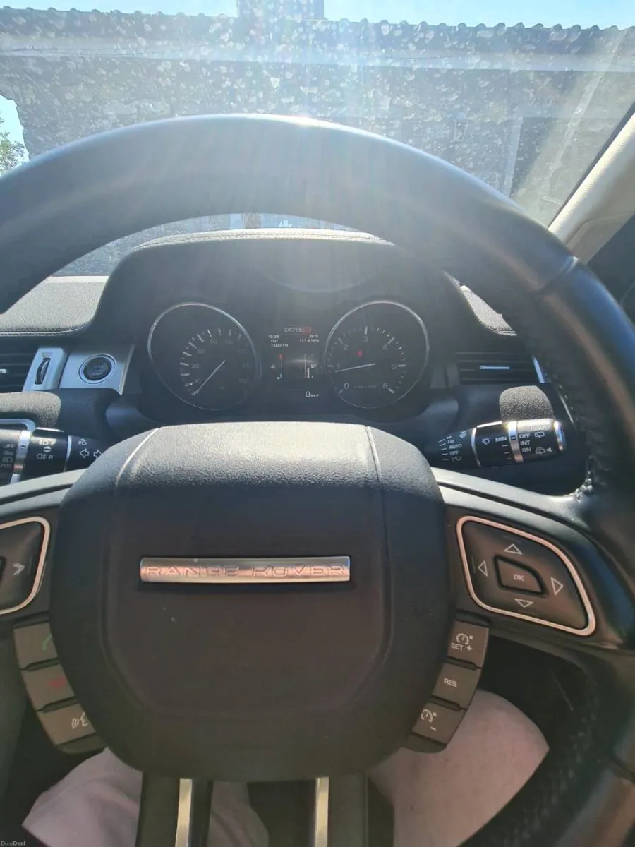 Car - Image 4