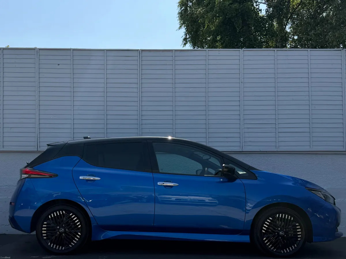 Nissan Leaf 2023 N-CONNECTA / APPLE & ANDROID AUTO - Image 2