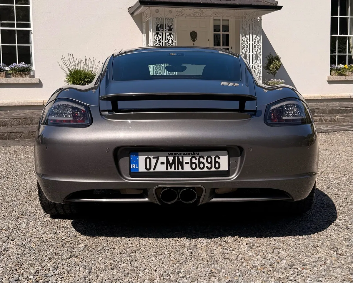 Car - Image 5
