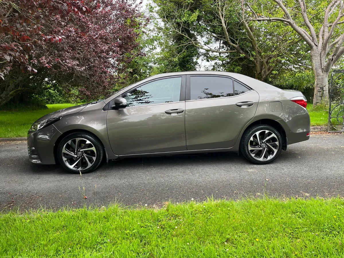 Toyota Corolla 2017 1.4D4d SOL - Image 6