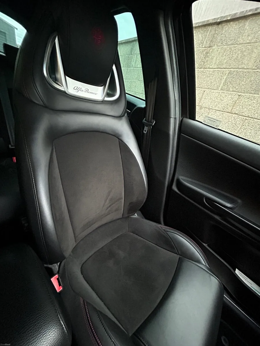 Alfa Romeo Giulietta Veloce (QV) - Image 6