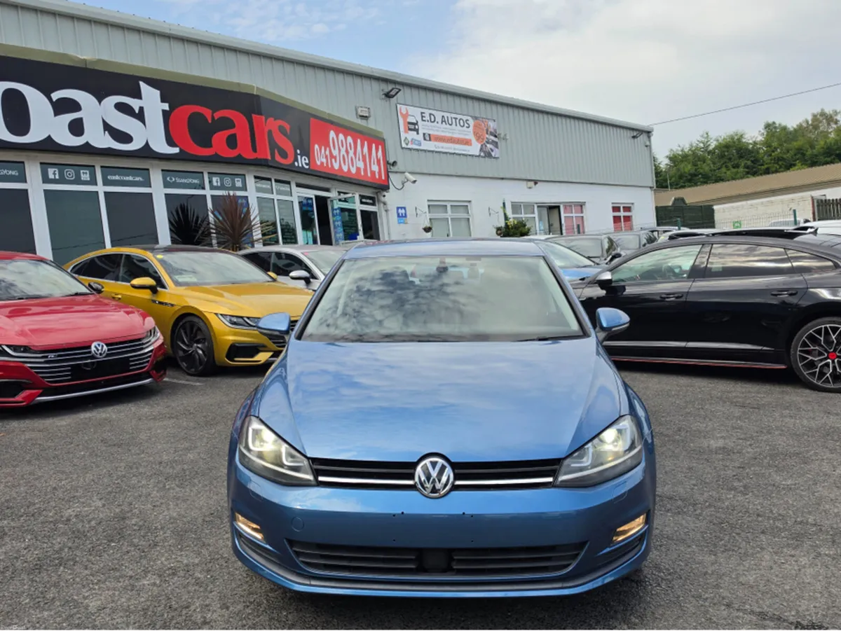 Volkswagen Golf 1.2 TSI COMFORTLINE EDITION - * RE - Image 4