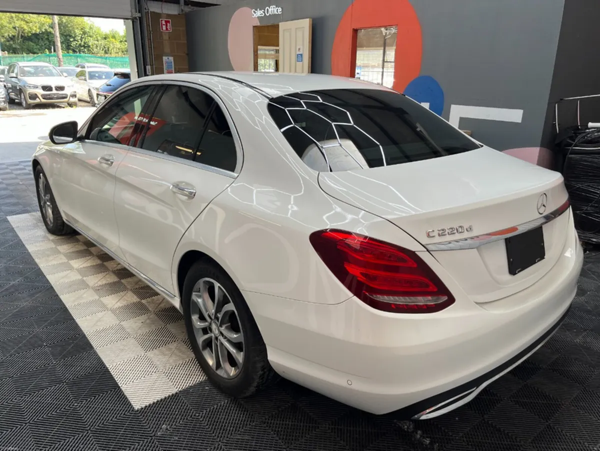 Mercedes-Benz C-Class 2016 MERCEDES-BENZ C220D 2.2 - Image 4
