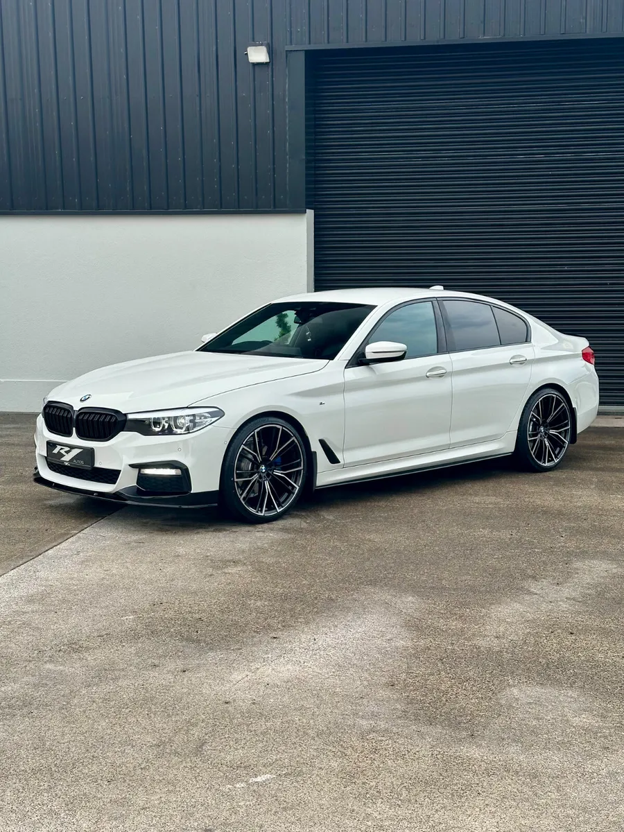 2017 BMW 520D MSPORT MPERFORMANCE - Image 1