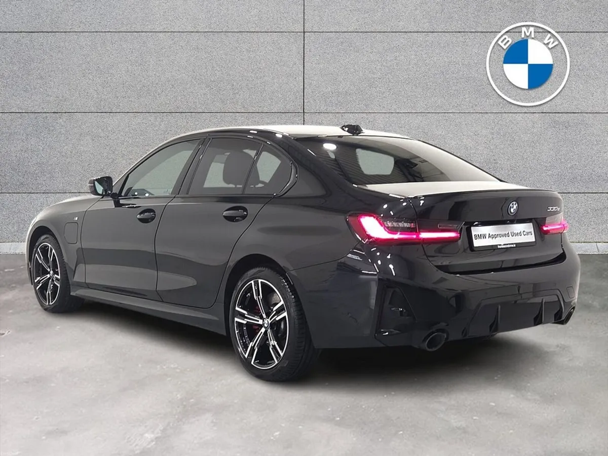 BMW 3-Series 330e M Sport Saloon - Image 3