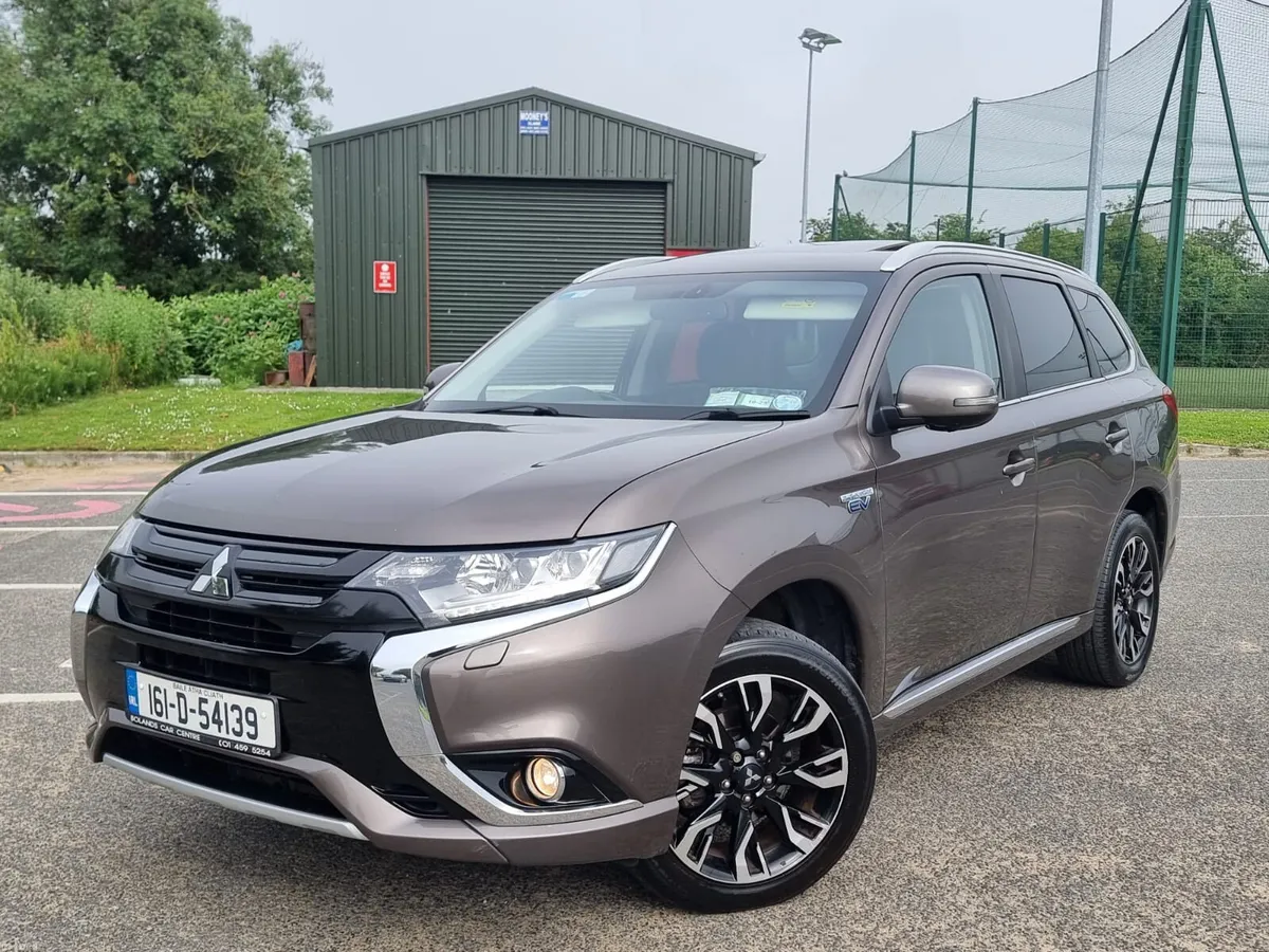 2016 MITSUBISHI OUTLANDER HYBRID AUTO NCT&TAX€8990 - Image 3
