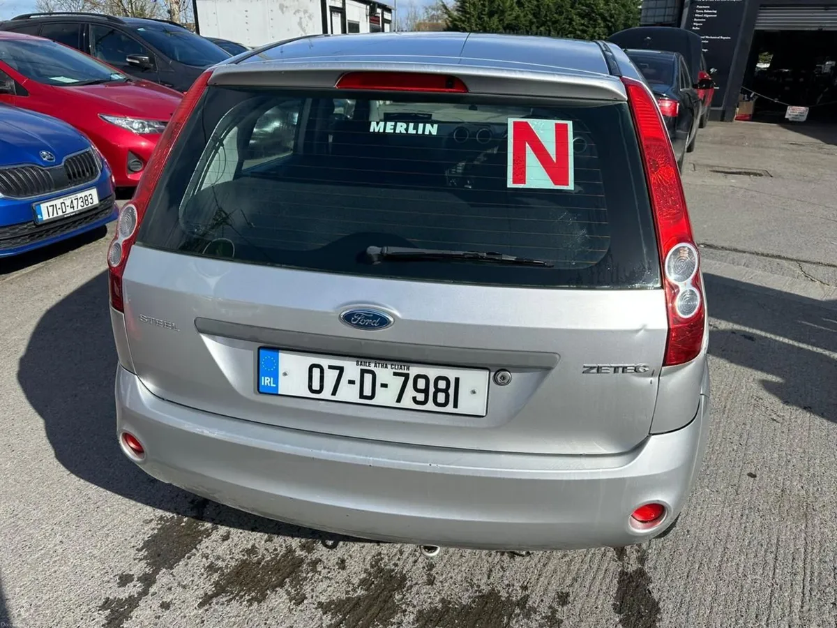 Ford Fiesta 2007 - Image 2