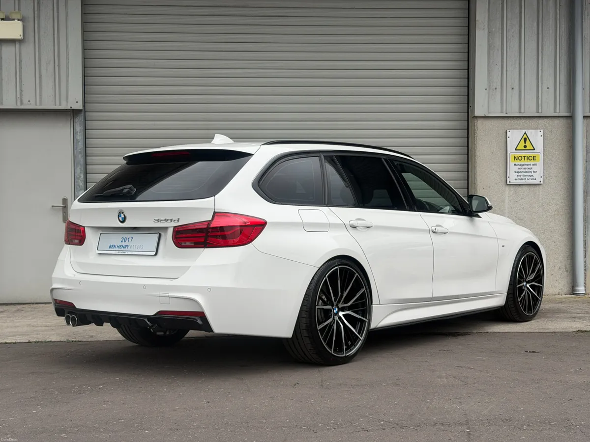 2017 BMW 320D M-Sport Tourer M-Performance - Image 6