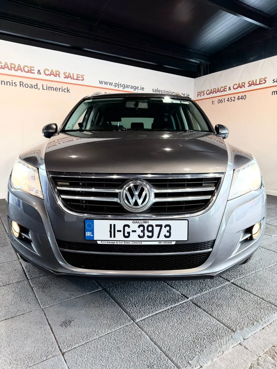 Volkswagen Tiguan 2011 - Image 3