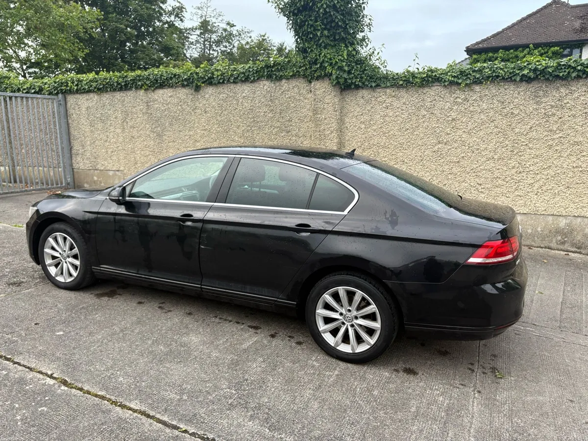 2017 Volkswagen Passat 2.0150BHP NCT&TAX - Image 4