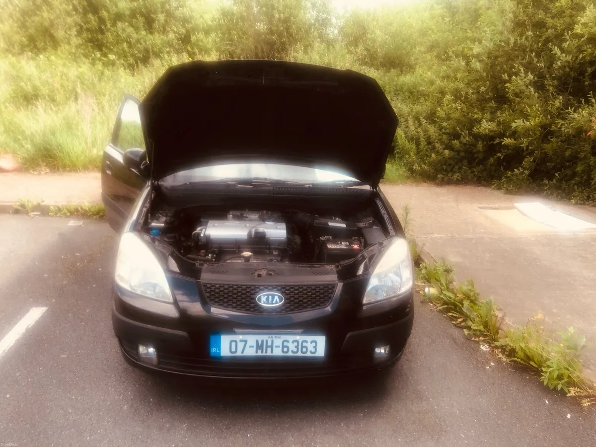 Kia rio model 2007 - Image 2