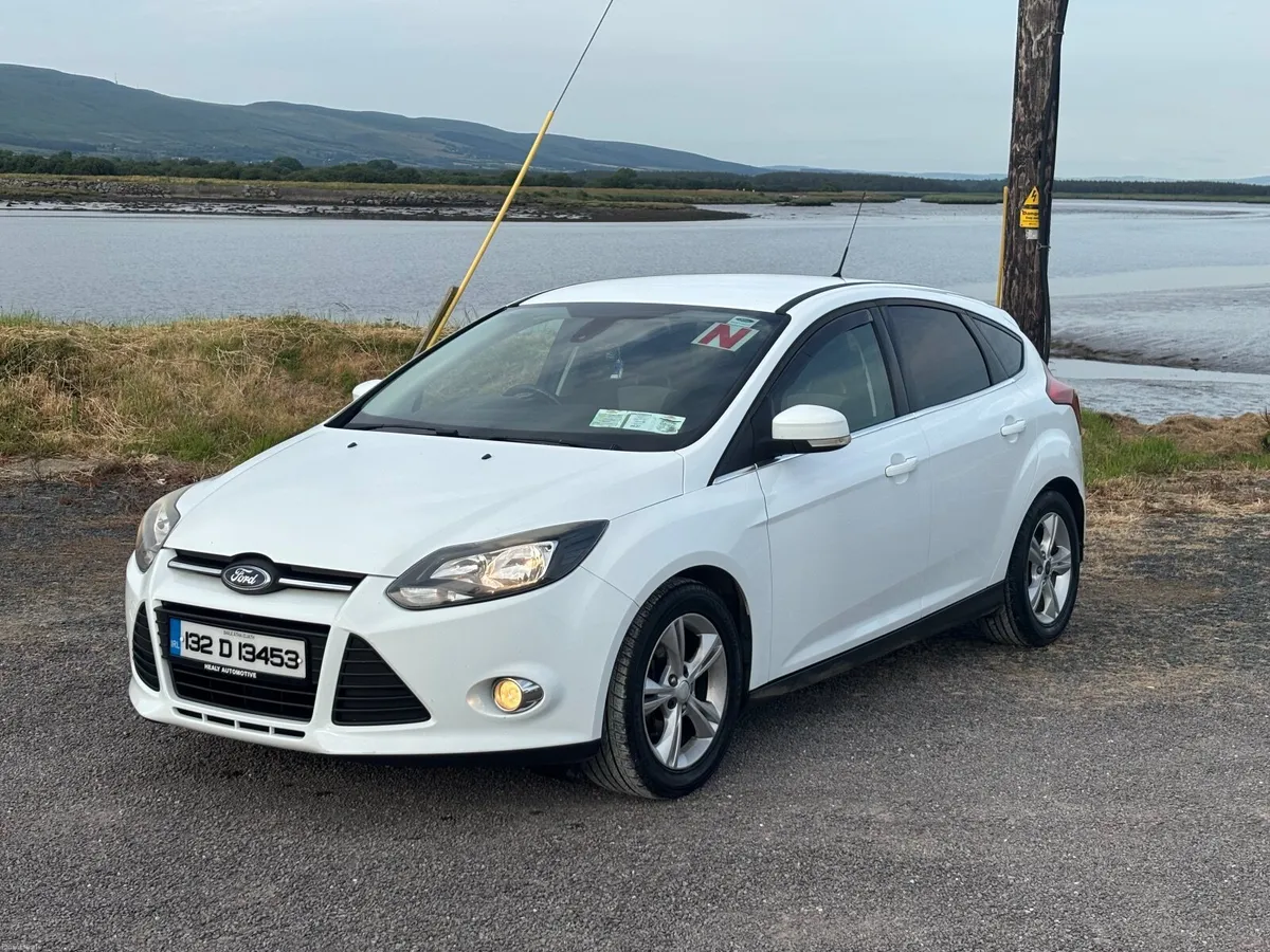 Ford Focus 2013 - Image 1