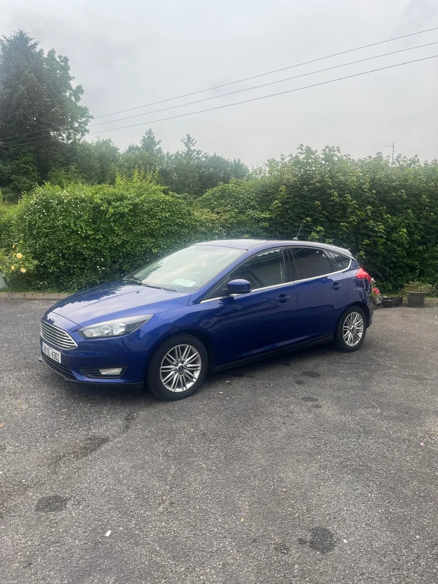 Ford Focus 2018 - Image 2