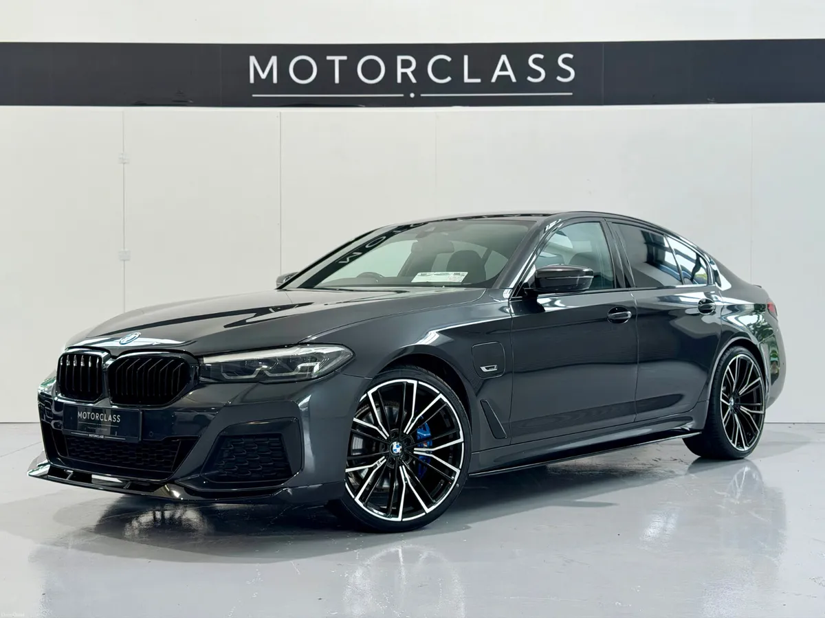 2023 BMW 5 Series 530E M Sport Auto Saloon - Image 3
